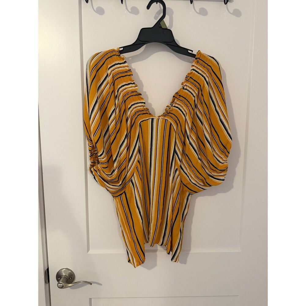 Flying Tomato Top - Size L